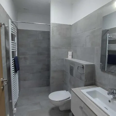 Apartman Riverside Apartmanhaz *