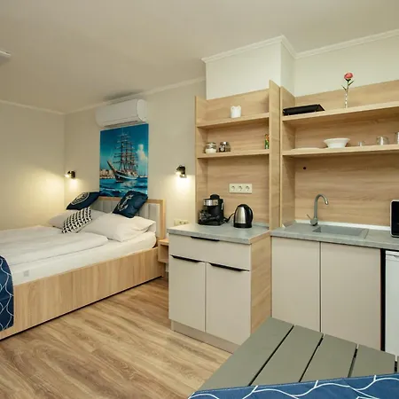 Riverside Apartmanhaz