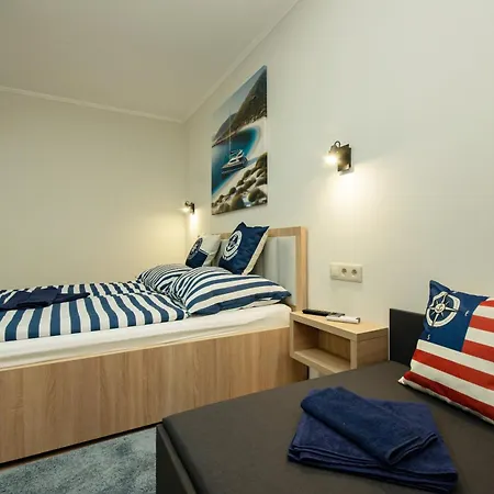 Riverside Apartmanhaz Apartment *