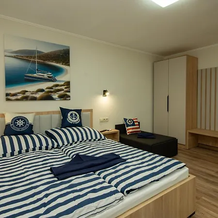 Riverside Apartmanhaz Apartment Gyula