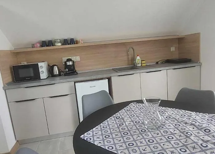 Riverside Apartmanhaz Jula