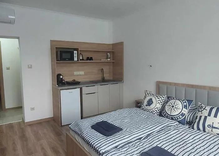 Apartament Riverside Apartmanhaz *