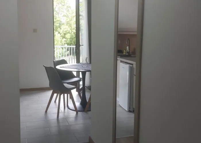 Riverside Apartmanhaz Апартаменты